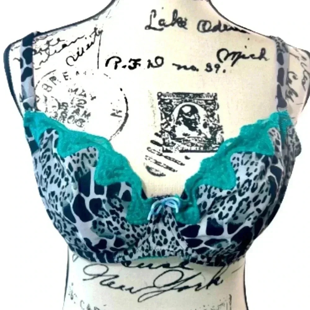 Cassandra bra 34DD zebra print‎ Lace black white teal green underwire